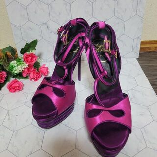 ロジェヴィヴィエ 靴/シューズパープル/紫色系の通販 点