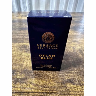 ヴェルサーチ(VERSACE)の香水　ヴェルサーチェ　ディランブルー　オーデトワレ(ユニセックス)
