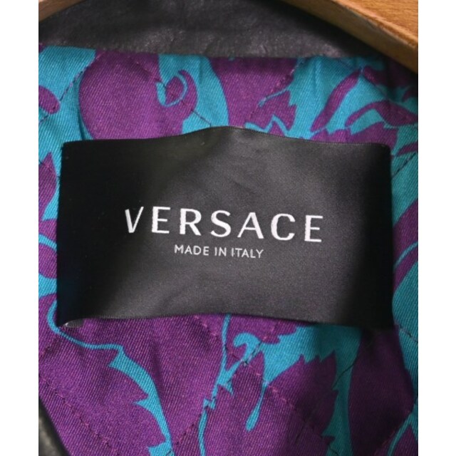 VERSACE(ヴェルサーチ)のVERSACE ヴェルサーチ ライダース 48(L位) 黒 【古着】【中古】 メンズのジャケット/アウター(ライダースジャケット)の商品写真