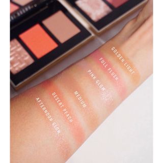 ボビイブラウン スカルプト & グロウ パレット ミディアムとライト ボビイブラウン スカルプト & グロウ パレット ミディアムとライト