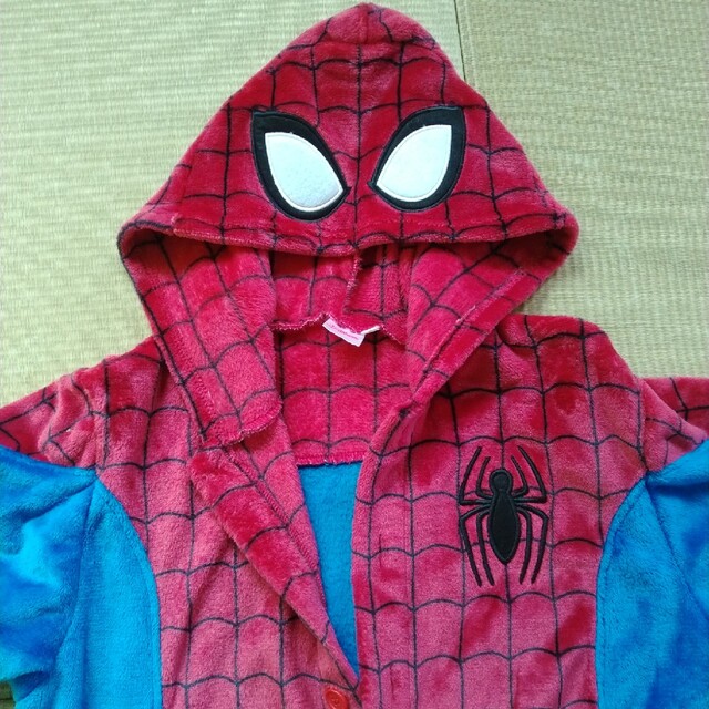 スパイダーマンあったかウエア130センチ キッズ/ベビー/マタニティのキッズ服男の子用(90cm~)(その他)の商品写真