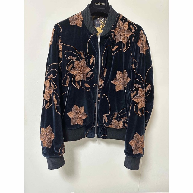 DRIES VAN NOTEN(ドリスヴァンノッテン)のdries van noten floral embroidery jacket メンズのジャケット/アウター(ブルゾン)の商品写真