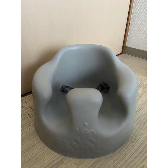 Bumbo(バンボ)のバンボ キッズ/ベビー/マタニティのキッズ/ベビー/マタニティ その他(その他)の商品写真