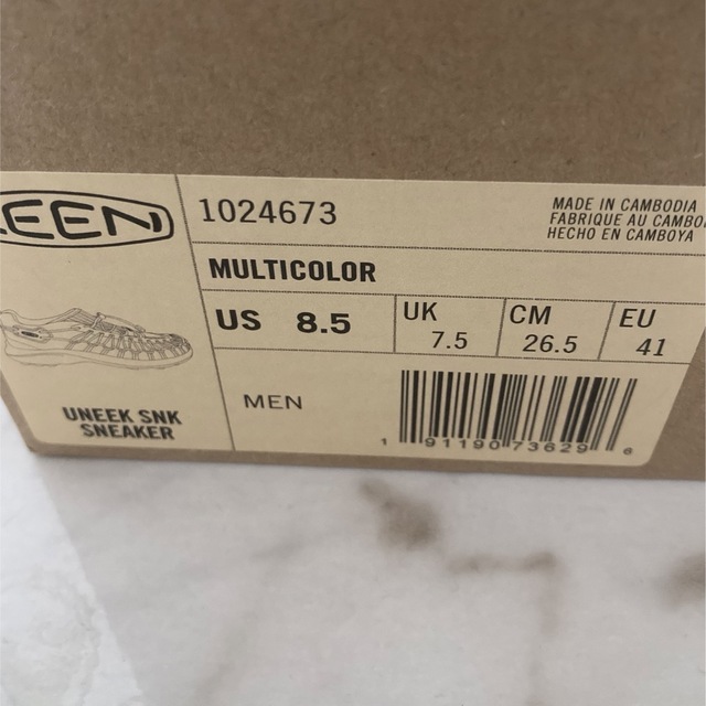 KEEN(キーン)の【新品未使用】KEEN UNEEK 26.5㎝　キーン　ユニーク メンズの靴/シューズ(サンダル)の商品写真