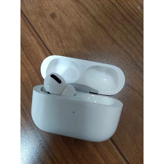 Airpods pro  左耳とケースのみ 1