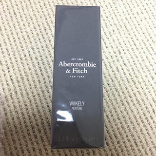 アバクロンビーアンドフィッチ(Abercrombie&Fitch)の新品☆アバクロの香水☺︎ウエイクリー♡50ml(香水(女性用))