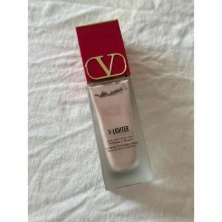 ヴァレンティノ(VALENTINO)のVALENTINObeauty 下地兼ハイライト(化粧下地)