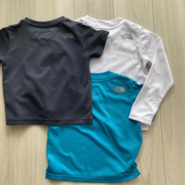 THE NORTH FACE(ザノースフェイス)の110cm メッシュTシャツ3枚セット キッズ/ベビー/マタニティのキッズ服男の子用(90cm~)(Tシャツ/カットソー)の商品写真