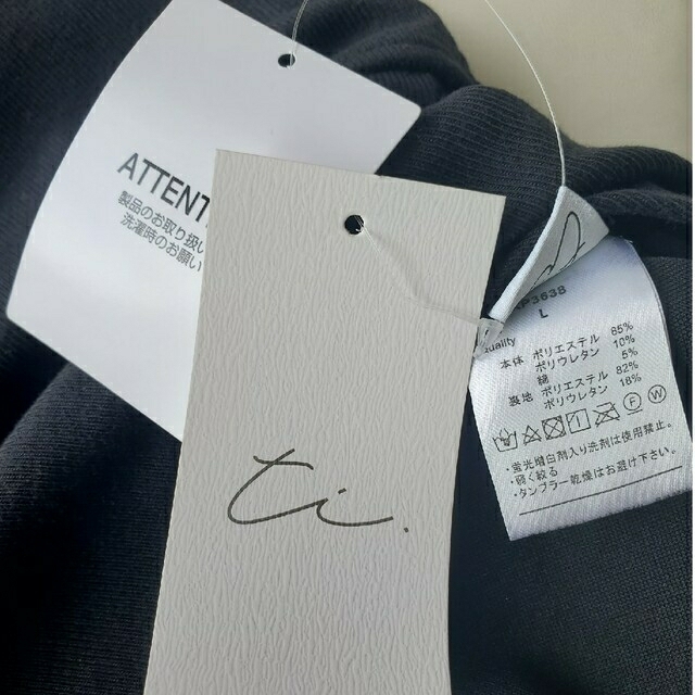 titivate titivate ティティベイトLサイズ パフスリーブワンピース水着の通販 by kakaka shop|ティティベイトならラクマ titivate パフスリーブワンピース水着 Mサイズ