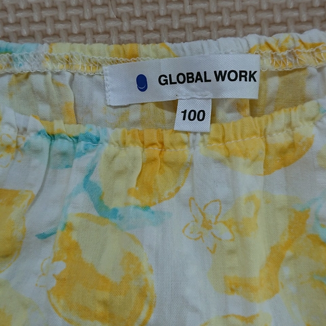 GLOBAL WORK(グローバルワーク)のGLOBAL WORK ☆ トップス ☆ 100cm キッズ/ベビー/マタニティのキッズ服女の子用(90cm~)(Tシャツ/カットソー)の商品写真