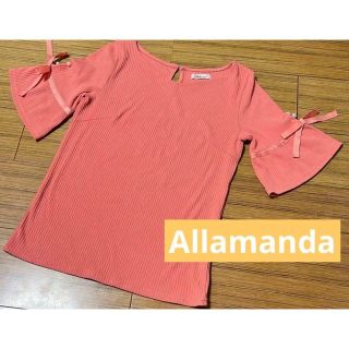 アラマンダ(allamanda)のアラマンダ　トップス　リボン　パール(カットソー(半袖/袖なし))