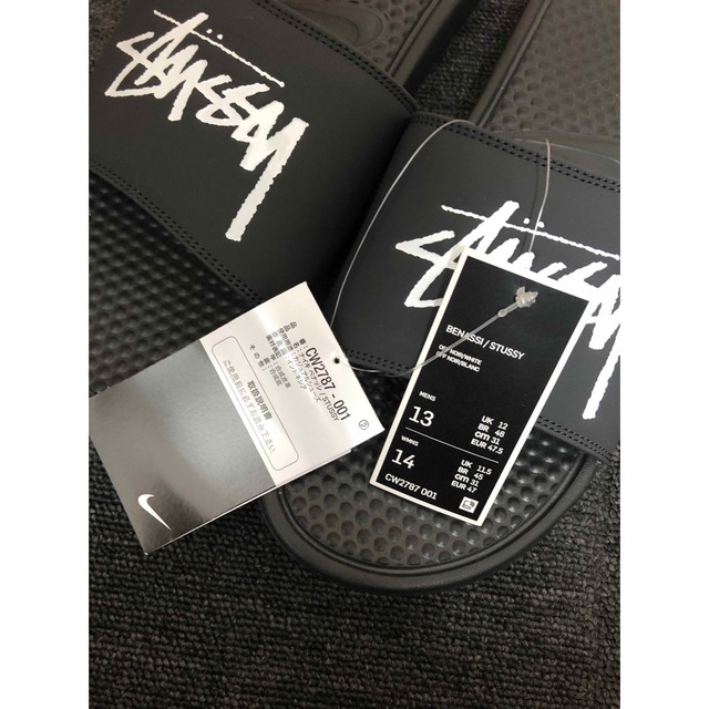 STUSSY - 【新品】NIKE × STUSSY BENASSI ロゴベナッシサンダルの通販