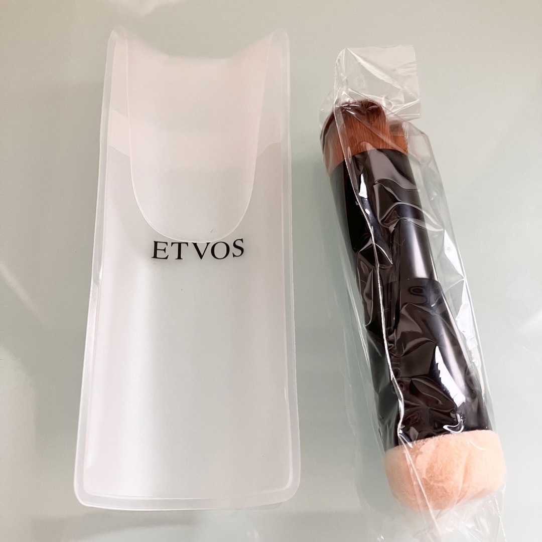 ETVOS(エトヴォス)の【ETVOS】デュオタッチブラシ コスメ/美容のメイク道具/ケアグッズ(ブラシ・チップ)の商品写真