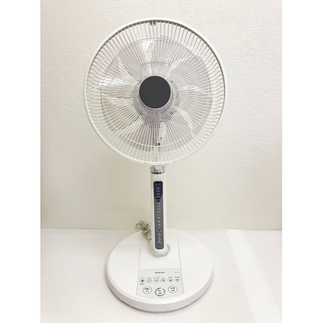 日立(ヒタチ)の日立　HITACHI リビングファン 扇風機　HEF-110R スマホ/家電/カメラの冷暖房/空調(扇風機)の商品写真