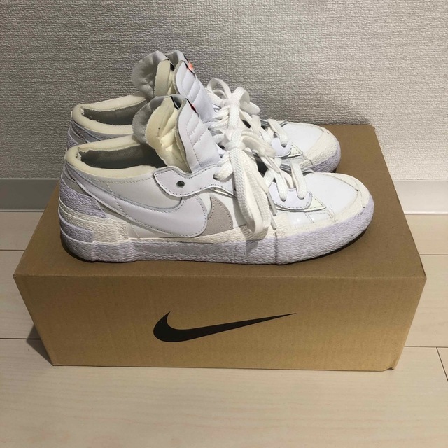 NIKE(ナイキ)の【今週限定値下げ中】 Nike sacai ブレーザー メンズの靴/シューズ(スニーカー)の商品写真