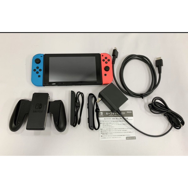 任天堂　Switch 本体　バッテリー強化版　新型　スイッチ　中古美品 エンタメ/ホビーのゲームソフト/ゲーム機本体(家庭用ゲーム機本体)の商品写真