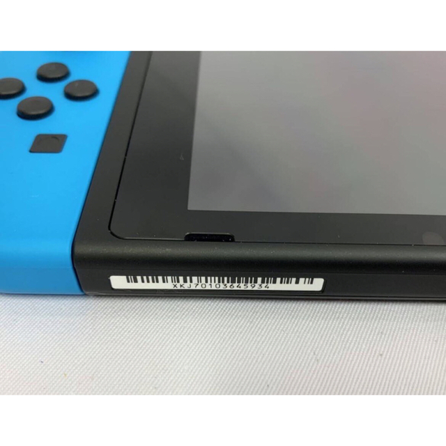 任天堂　Switch 本体　バッテリー強化版　新型　スイッチ　中古美品 エンタメ/ホビーのゲームソフト/ゲーム機本体(家庭用ゲーム機本体)の商品写真