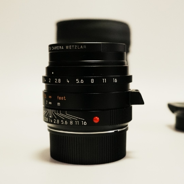 LEICA(ライカ)の【美品】Leica summilux 35mm f1.4 Asph. FLE スマホ/家電/カメラのカメラ(レンズ(単焦点))の商品写真