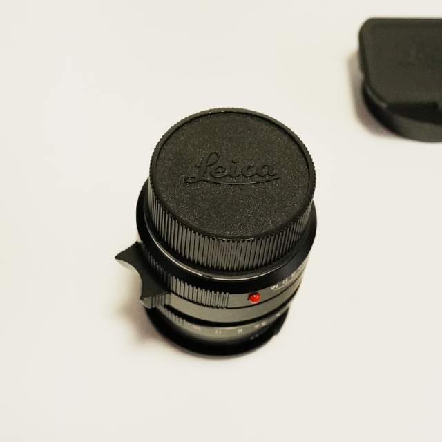 LEICA(ライカ)の【美品】Leica summilux 35mm f1.4 Asph. FLE スマホ/家電/カメラのカメラ(レンズ(単焦点))の商品写真