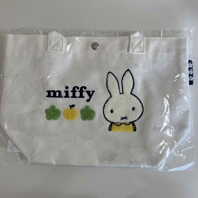 miffy(ミッフィー)のミッフィーバッグ エンタメ/ホビーのおもちゃ/ぬいぐるみ(キャラクターグッズ)の商品写真