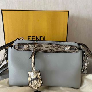 くままさま専用✨フェンディ FENDI ミニ バイザウェイ ネイビー ✨