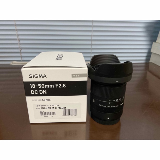 シグマ　18-50mm F2.8 DC DN 富士フィルムxマウント スマホ/家電/カメラのカメラ(レンズ(ズーム))の商品写真