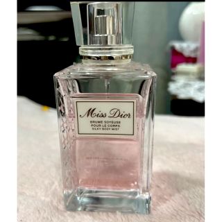 クリスチャンディオール(Christian Dior)のクリスチャンディオール　ボディミスト(ボディローション/ミルク)