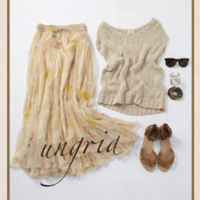 Ungrid(アングリッド)のungrid フラワープリントSK レディースのスカート(ロングスカート)の商品写真