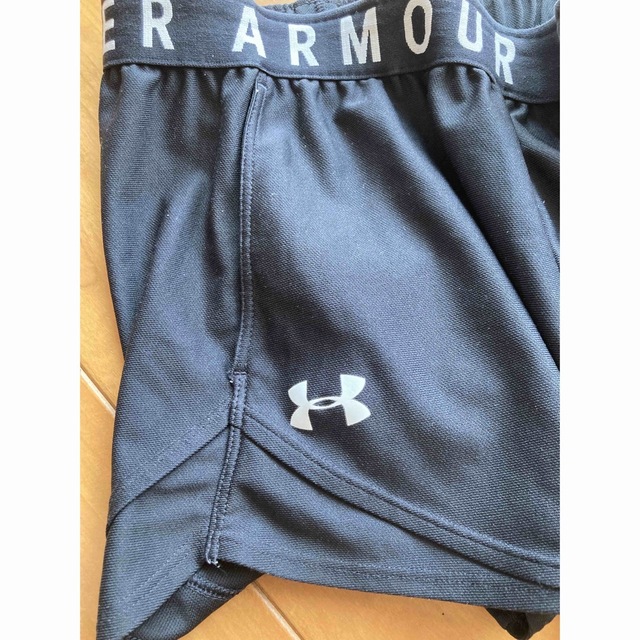 UNDER ARMOUR(アンダーアーマー)のアンダーアーマーUNDER ARMOUR レディース　ショートパンツ レディースのパンツ(ショートパンツ)の商品写真