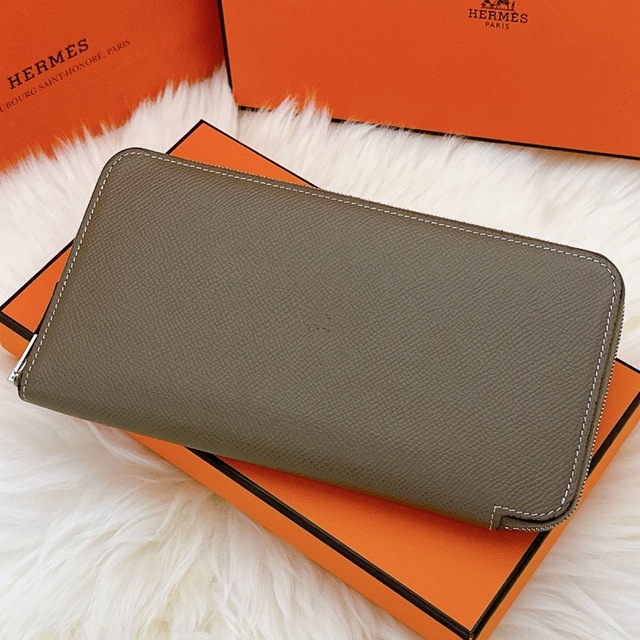 入手困難‼️HERMES エルメス アザップ シルクイン ジッピーウォレット