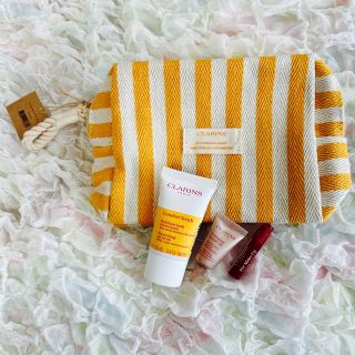 クラランス(CLARINS)の新品★クラランス　ストライプポーチ&人気サンプル3点セット　フィックスミスト(サンプル/トライアルキット)