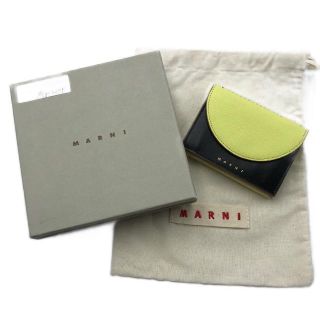 マルニ(Marni)のMARNI　二つ折りお財布　イエロー　箱付き(折り財布)