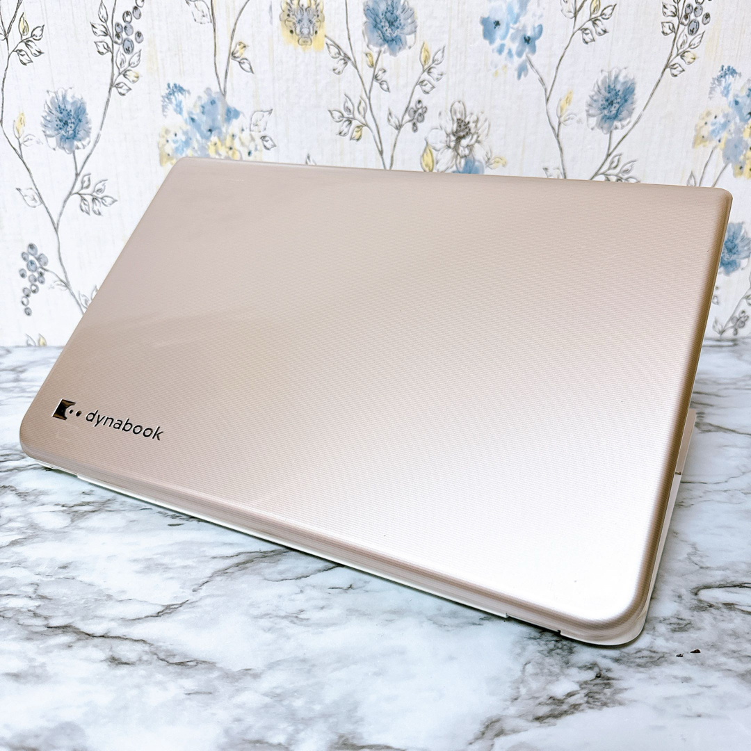 東芝 - 【1台限り】すぐ使える薄型ノートパソコン⭐Corei3/大容量