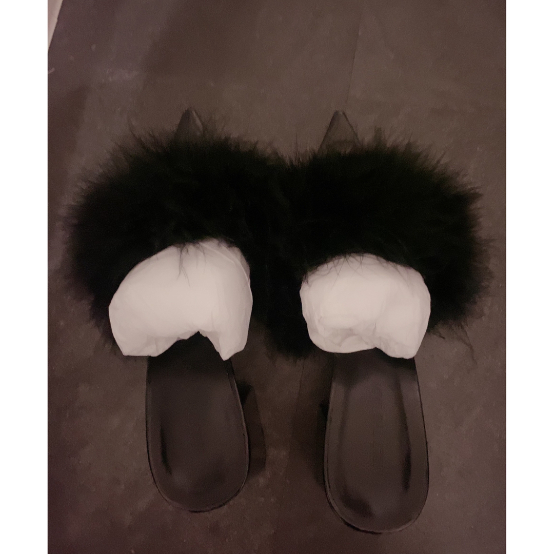 Melt the lady pointed toe fur mule