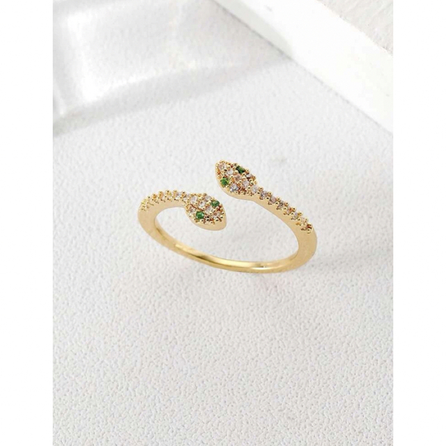 ZARA(ザラ)の18K ゴールドメッキ　ジルコン　ヘビ装飾リング　Yello Gold レディースのアクセサリー(リング(指輪))の商品写真