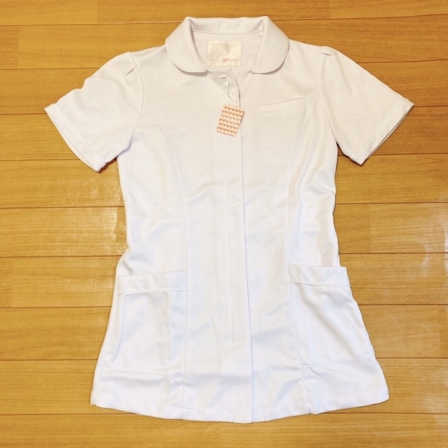 Nursery(ナーセリー)の新品　ナース服　ナース白衣　看護服 レディースのトップス(その他)の商品写真