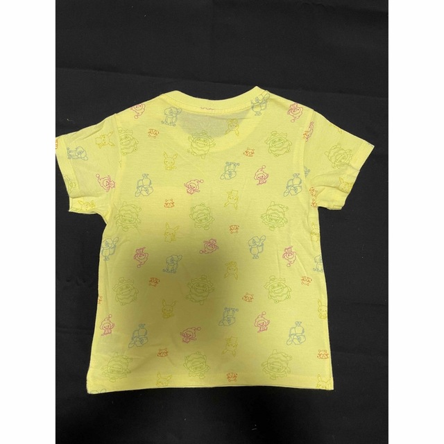 ポケモン(ポケモン)のユニクロ　モンポケTシャツ　イエロー　90センチ キッズ/ベビー/マタニティのキッズ服男の子用(90cm~)(Tシャツ/カットソー)の商品写真