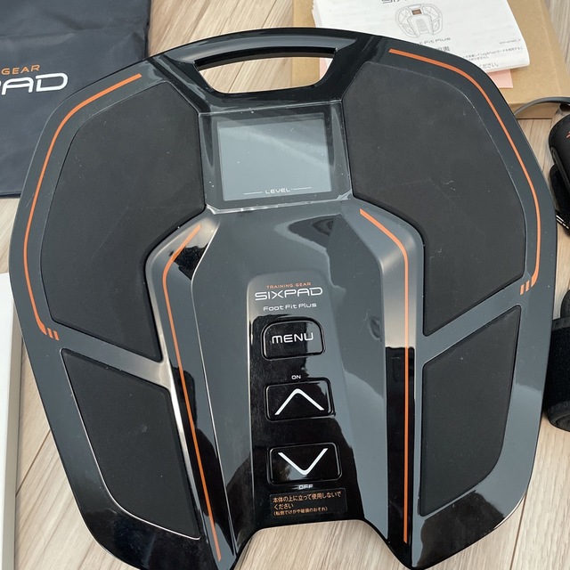 純正新品ジェルパッド×2個付き》シックスパッド フットフィット 純正新品ジェルパッド×2個付き》シックスパッド フットフィット