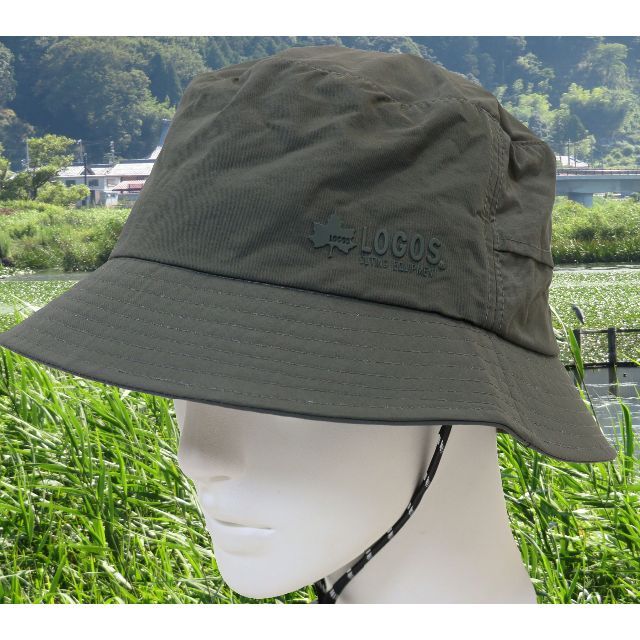 LOGOS(ロゴス)のLOGOS ロゴス バケットハット 軽量ナイロン ヒモ付き キャンプ カーキ新品 レディースの帽子(ハット)の商品写真