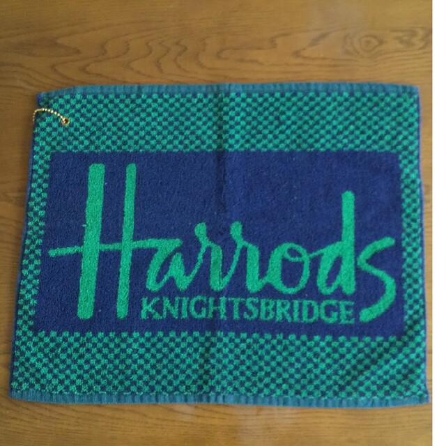 Harrods(ハロッズ)のハロッズ タオル エンタメ/ホビーのおもちゃ/ぬいぐるみ(キャラクターグッズ)の商品写真