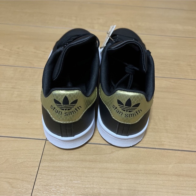 STANSMITH（adidas） - adidas スタンスミス 23cm ブラック 黒の通販 ...