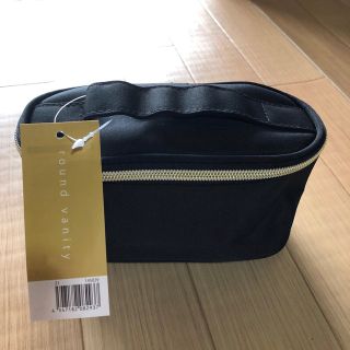 新品　化粧品ケース　黒　(その他)