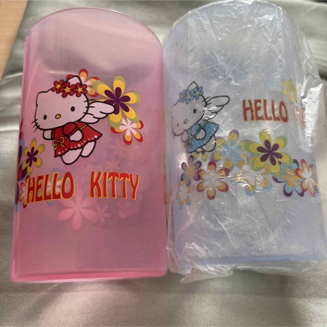 HELLO KITTY コップ レア エンタメ/ホビーのおもちゃ/ぬいぐるみ(キャラクターグッズ)の商品写真