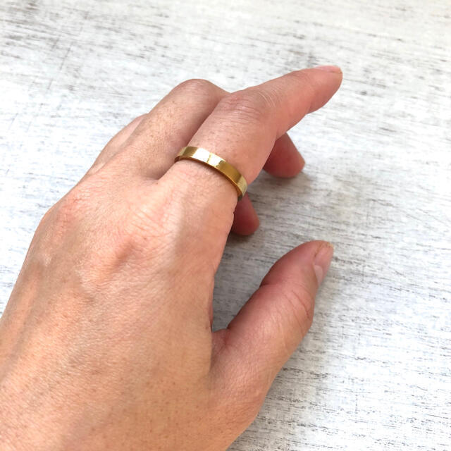 刻印無料アレルギー対応！ステンレス製　平打ち3mmゴールドリング　指輪 ハンドメイドのアクセサリー(リング)の商品写真