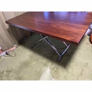 セール中☆昇降式テーブル、塗装、高級、高さ調整 木製PLANTE の通販 