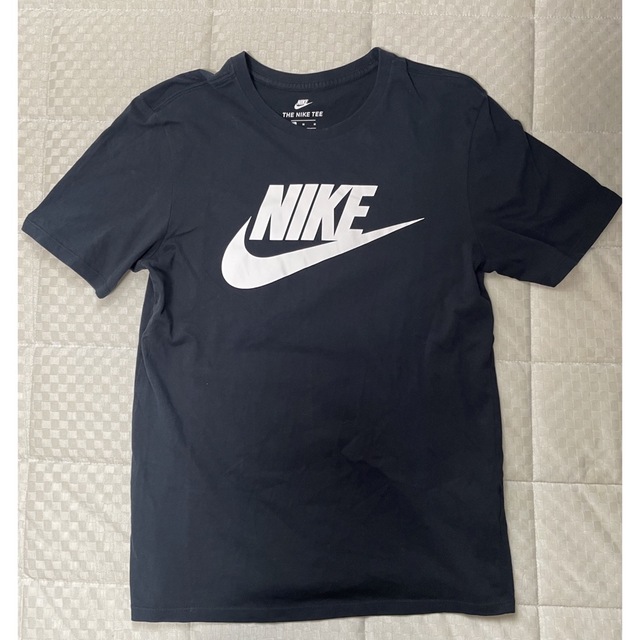 NIKE(ナイキ)のNIKE 黒　Tシャツ メンズのトップス(Tシャツ/カットソー(半袖/袖なし))の商品写真