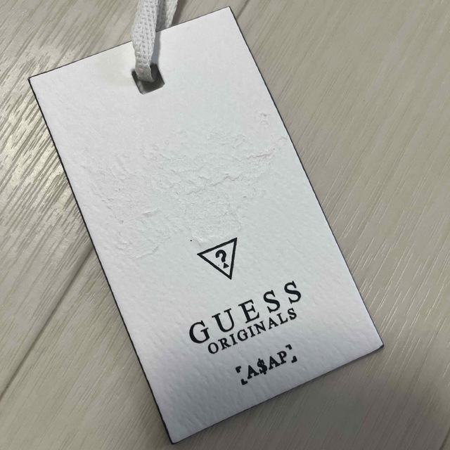 GUESS(ゲス)のguess 水着 レディースの水着/浴衣(水着)の商品写真