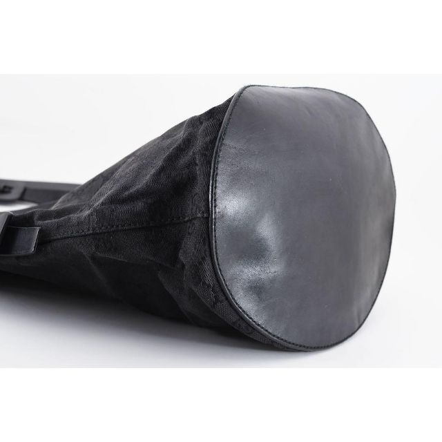 GUCCI グッチ ショルダーバッグ GG キャンバス バケット23051635