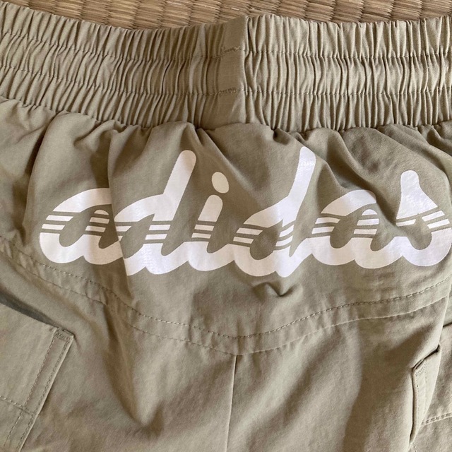 adidas(アディダス)のアディダスジャパンのズボン レディースのパンツ(カジュアルパンツ)の商品写真