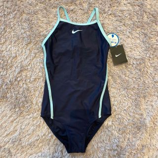 ナイキ(NIKE)の新品未使用品　NIKE  女児　スクール水着　150(水着)